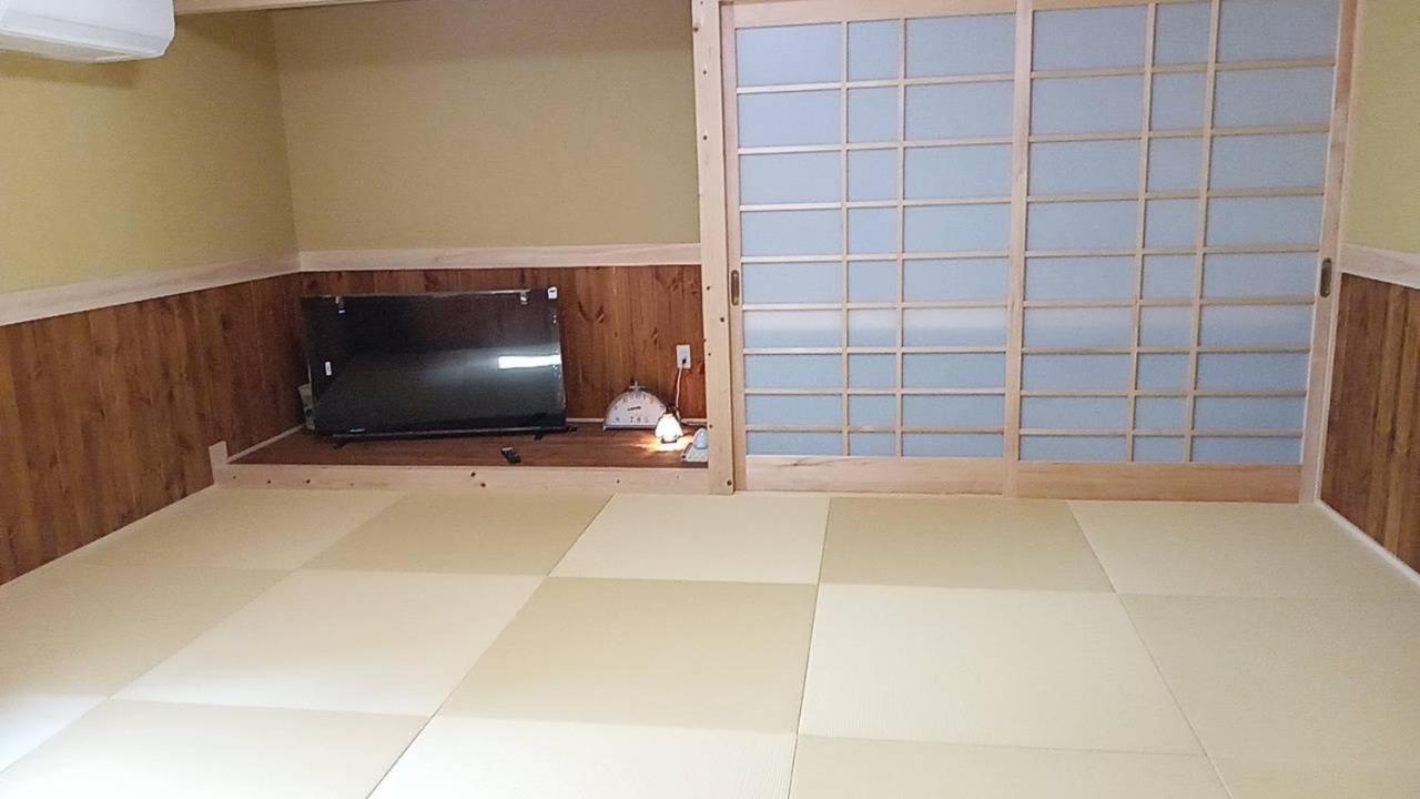 まるごや 船でしか行けない離島の一棟貸し宿 Hinase Esterno foto